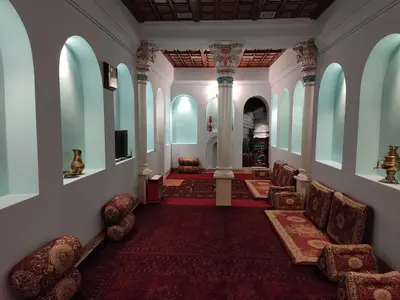 اقامتگاه سنتی مونگ - واحد قمری