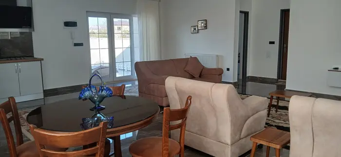 ویلا دوخوابه استخردار آبگرم مهراد ۲