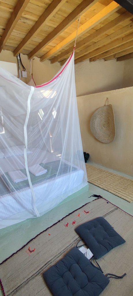 بومگردی نقش - واحد نظر