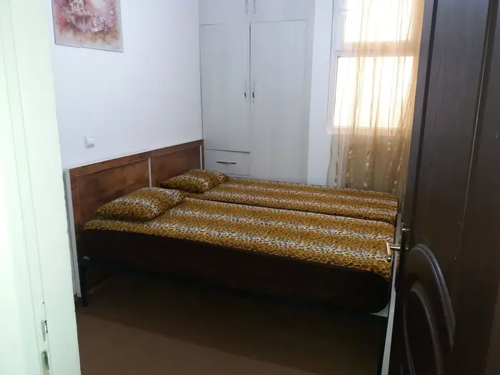 آپارتمان دوخوابه حمید 107 - اتاق خواب سمت چپ