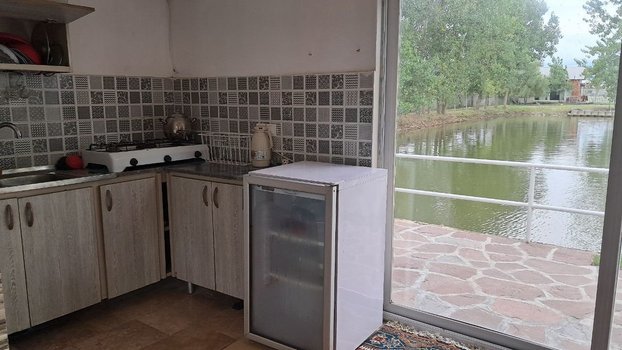 کلبه یک خوابه جنگلی کنار واحد 103 - آشپزخانه