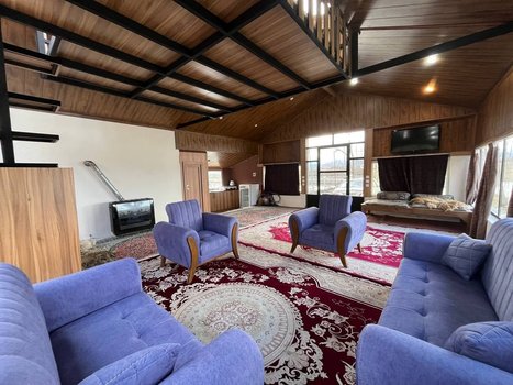 کلبه یک خوابه جنگلی کنار واحد 104