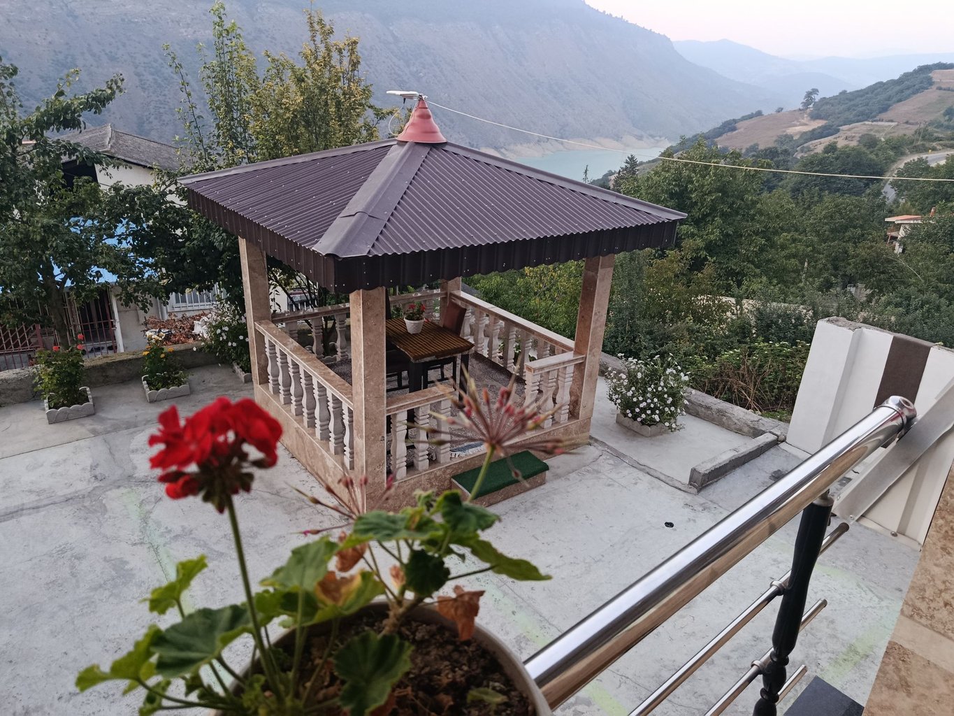 دوخوابه جنگلی دلارام افراچال