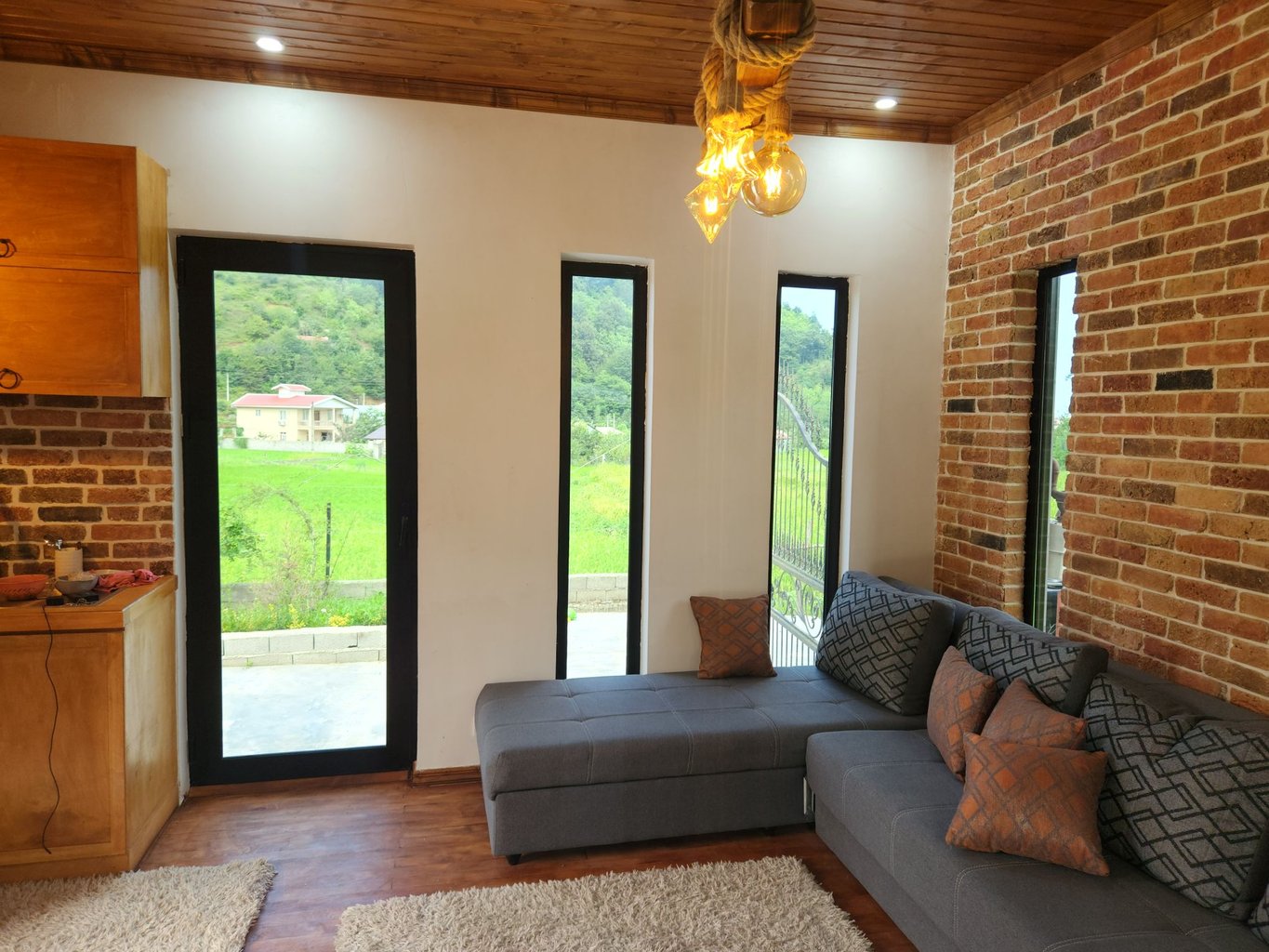 سوئیت فلت تارا