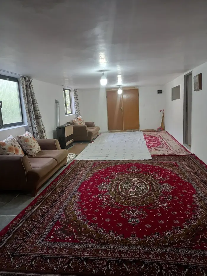 سوئیت یک خوابه جنگلی لاویج 11 - فضای نشیمن و حال