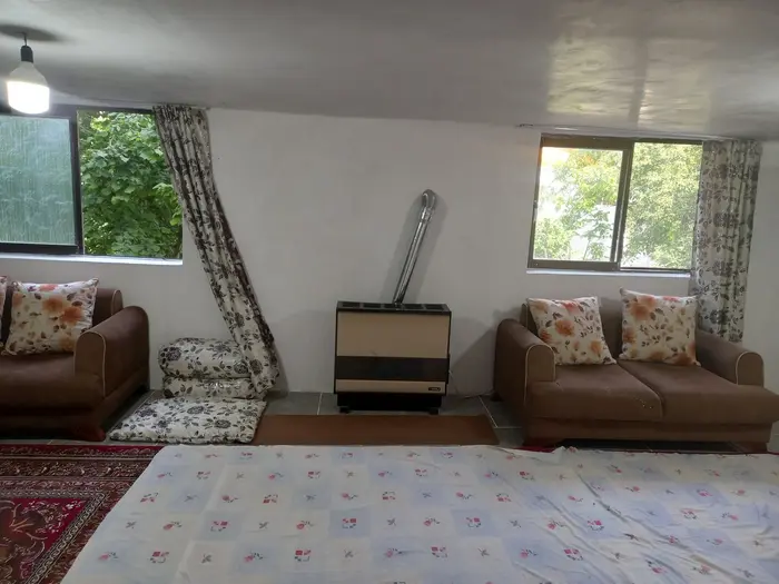 سوئیت یک خوابه جنگلی لاویج 11 - فضای نشیمن و حال