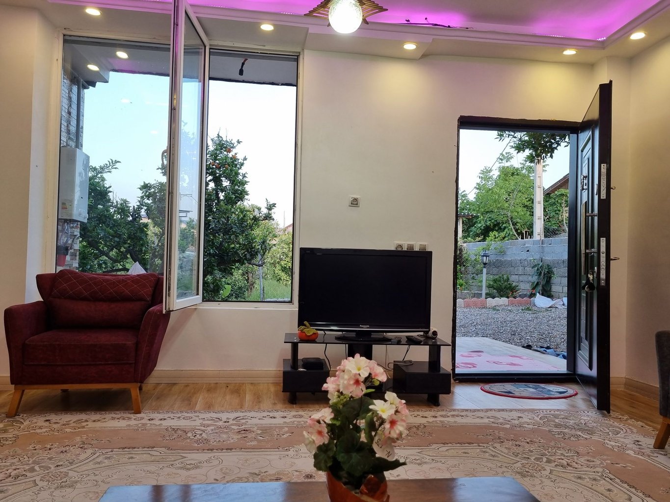 سوئیت یک خوابه روستایی متانی