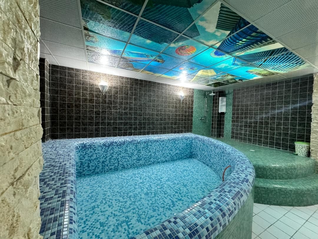 آپارتمان دوخوابه استخردار آبگرم رادین 3