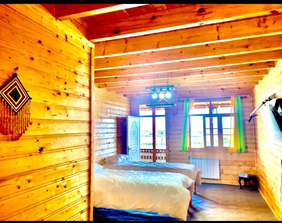 بومگردی گیل خاتون واحد گیل ماه 1