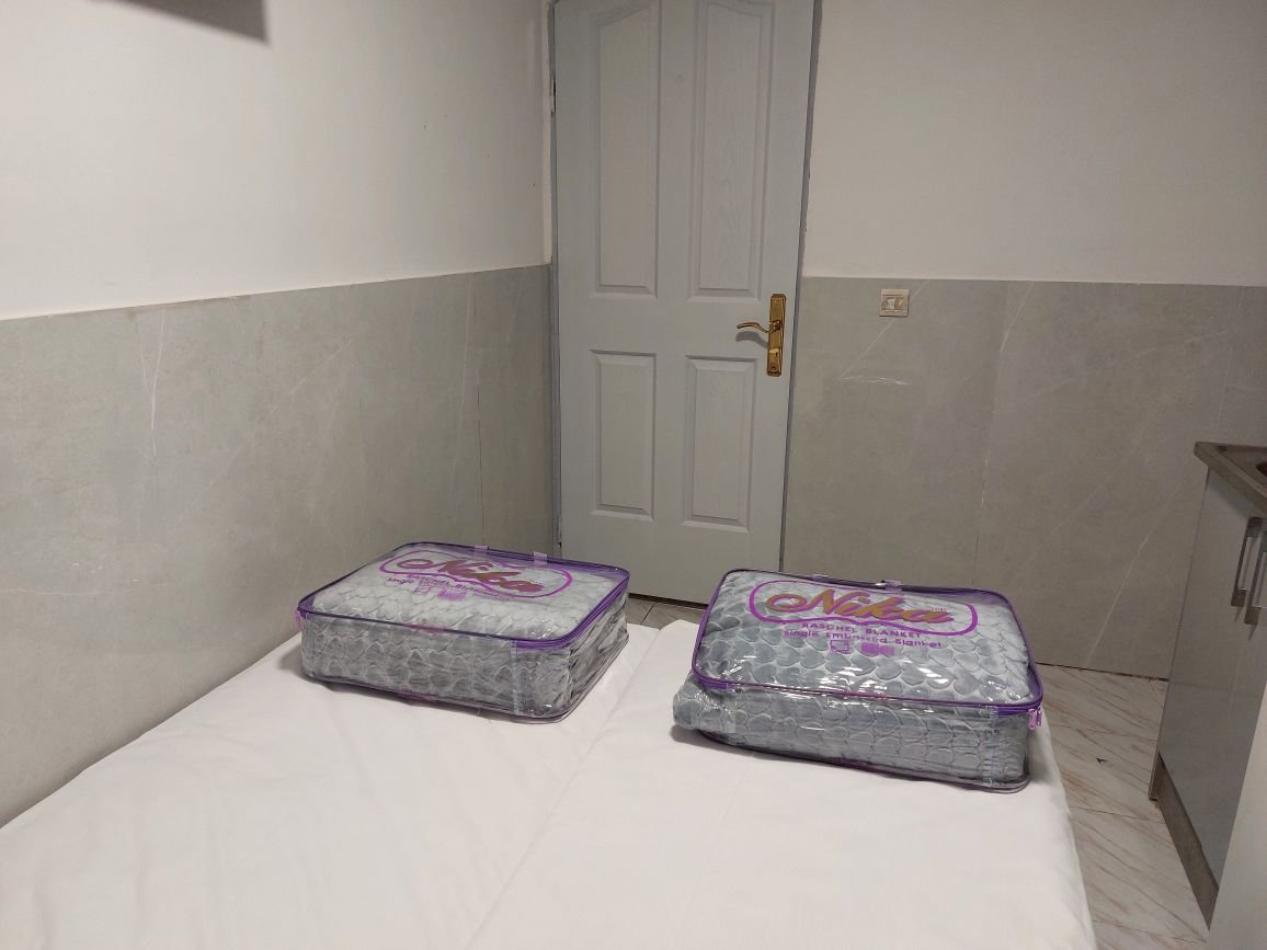 فلت اندرزگو ۱۲