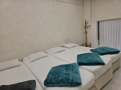 سوئیت اندرزگو ۱۲ - واحد شش تخته