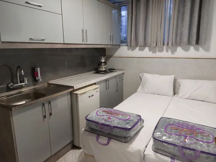 سوئیت اندرزگو ۱۲ واحد سه تخته