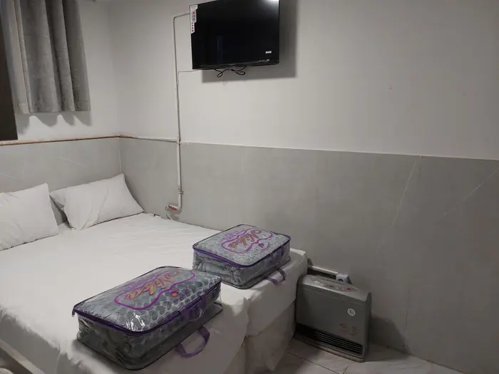 سوئیت فلت اندرزگو ۱۲