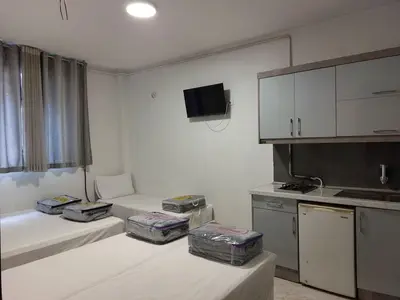 سوئیت فلت اندرزگو ۱۲ - واحد پنج تخته