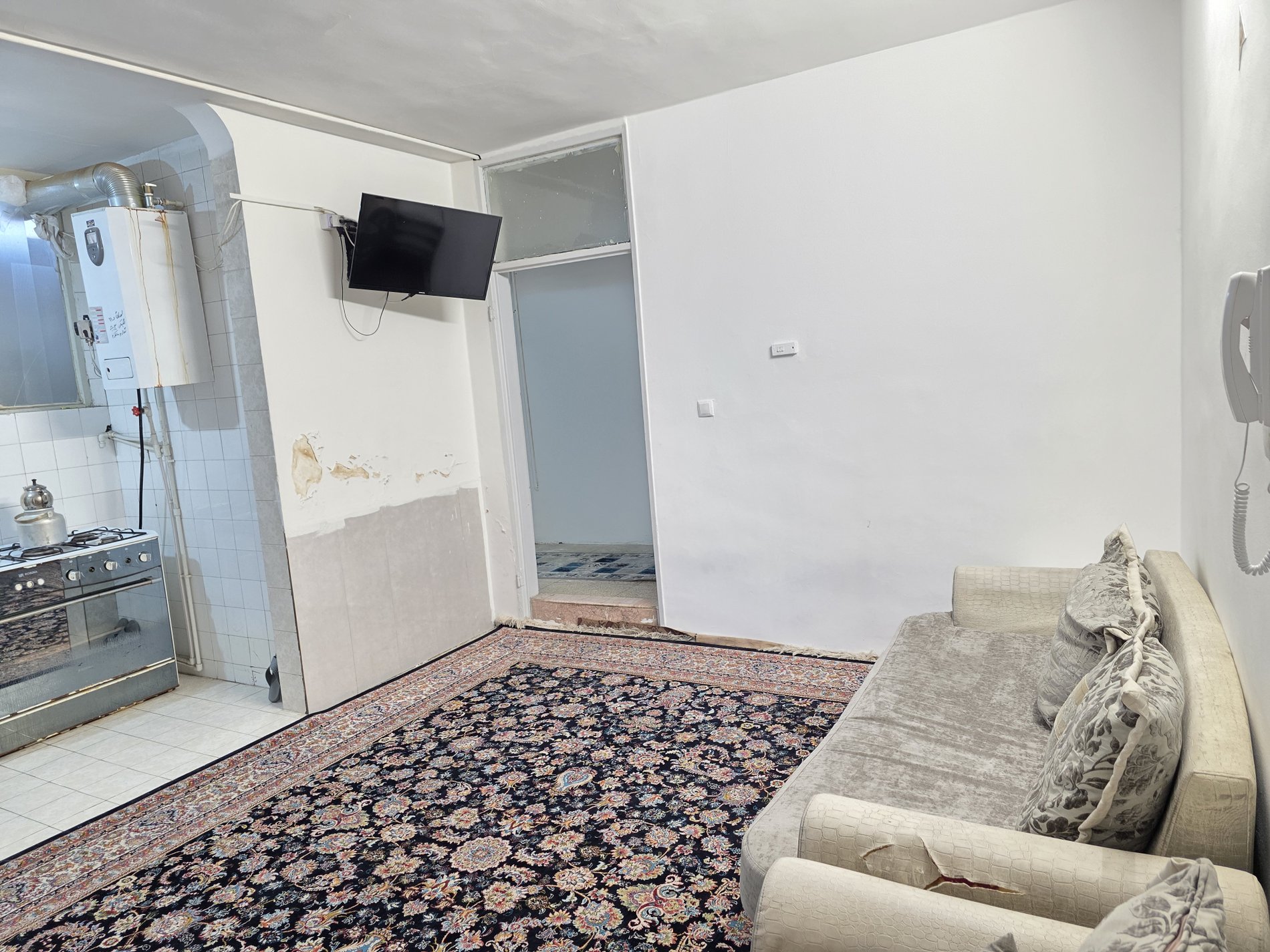 سوئیت دوخوابه اندرزگو ۱۲