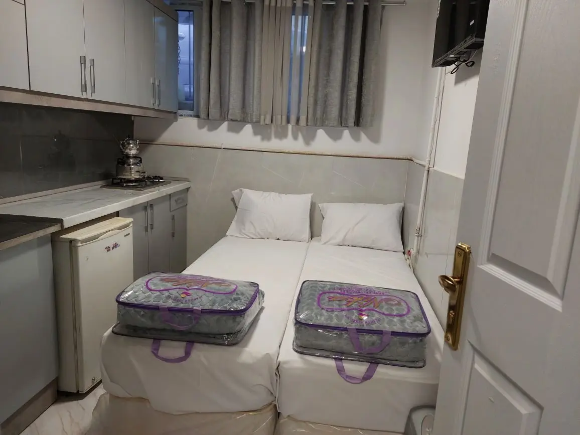 سوئیت فلت اندرزگو ۱۲