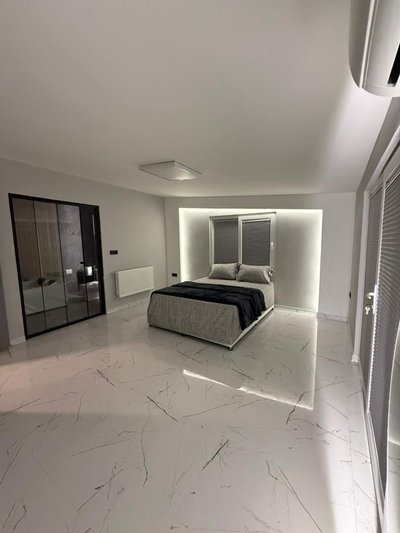 ویلا سه خوابه جکوزی دار بلک اند وایت