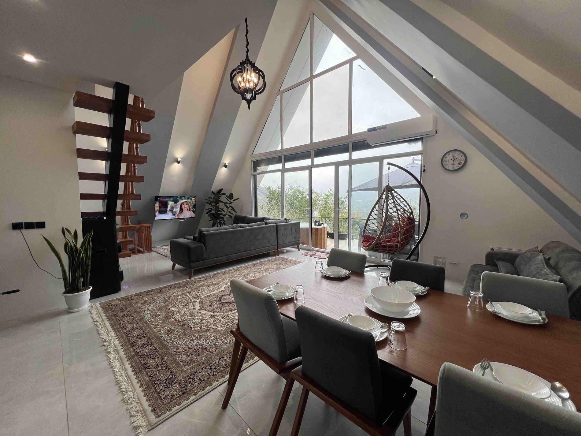 سه خوابه استخردار آبگرم تراس