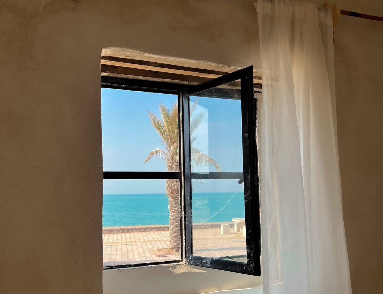 دوخوابه ساحلی وارم