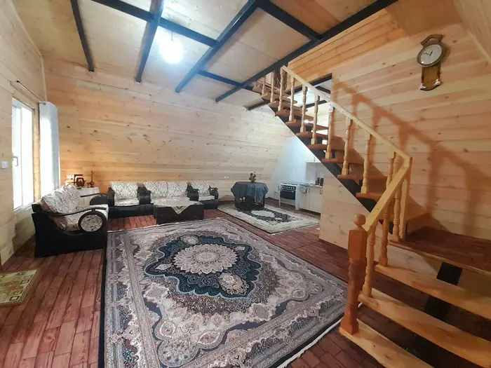 کلبه دوخوابه سوئیسی گلزار