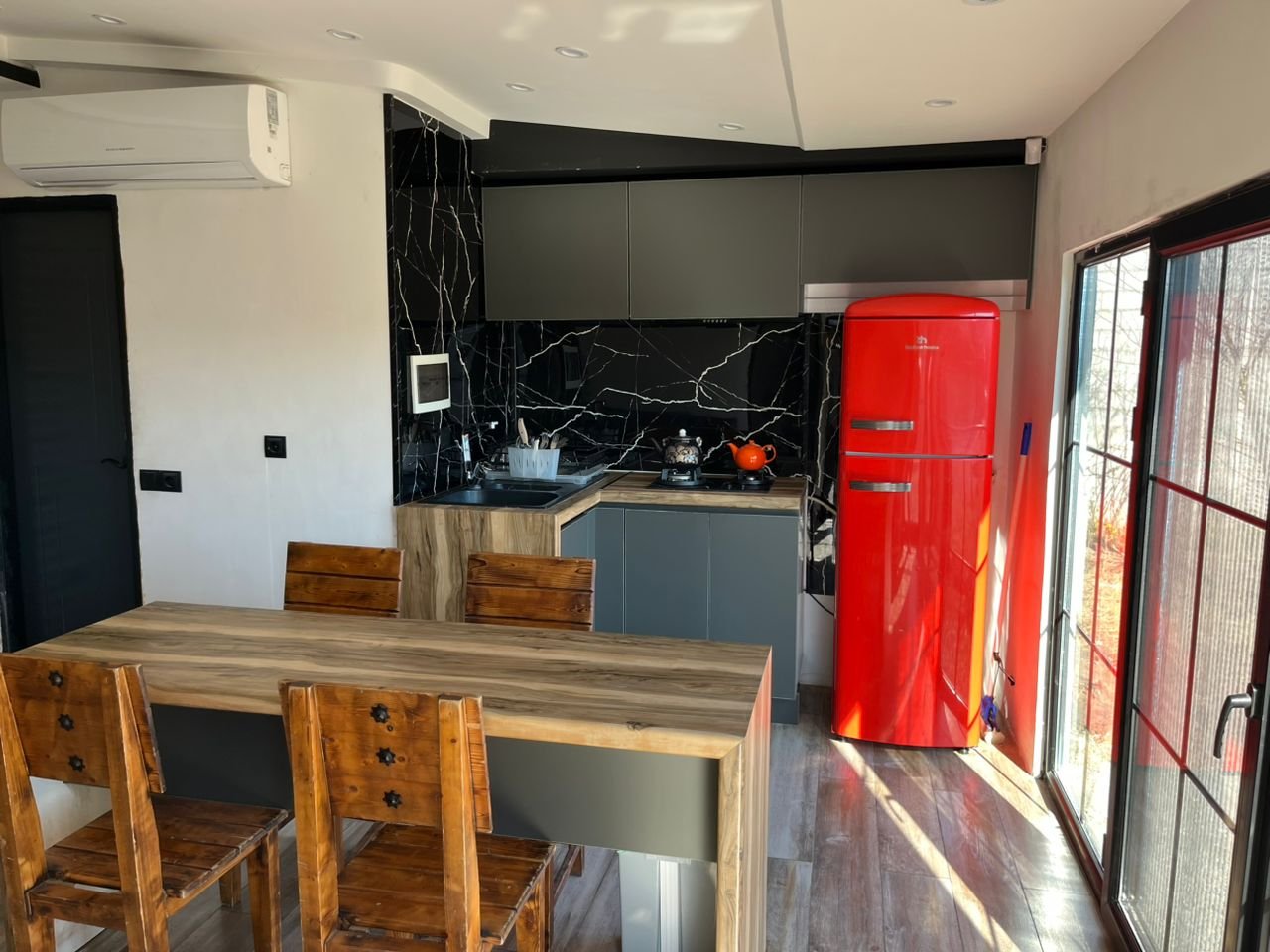 یک خوابه استخردار خانه كاغذی