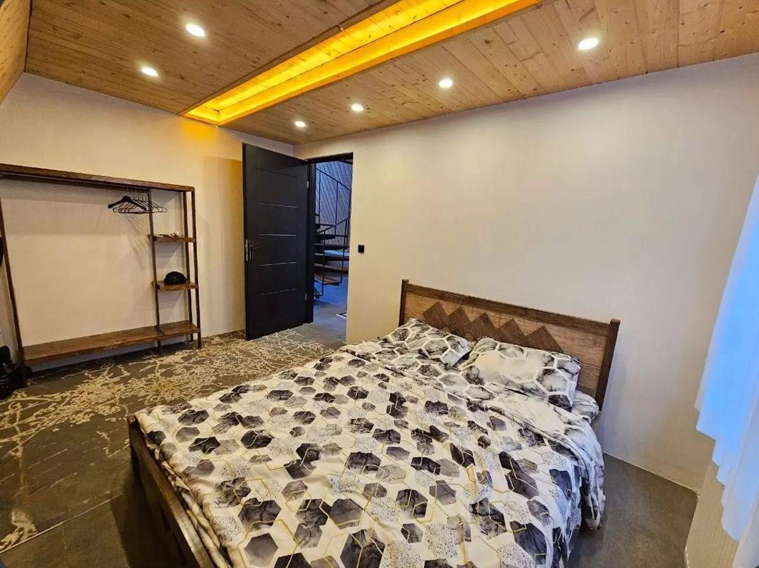 دو خوابه استخردار آبگرم ایران زمین