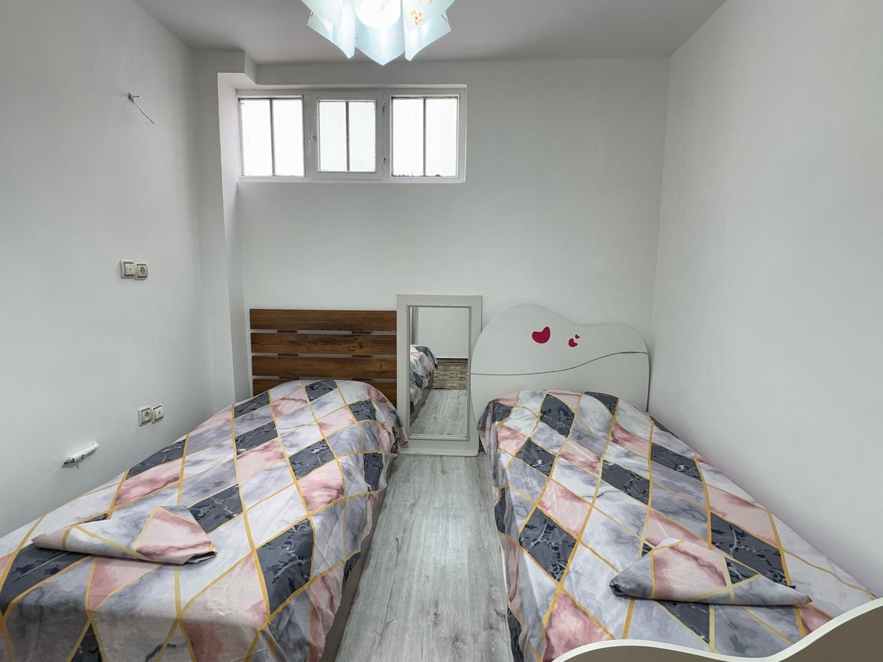 یک خوابه هفت تیر 13