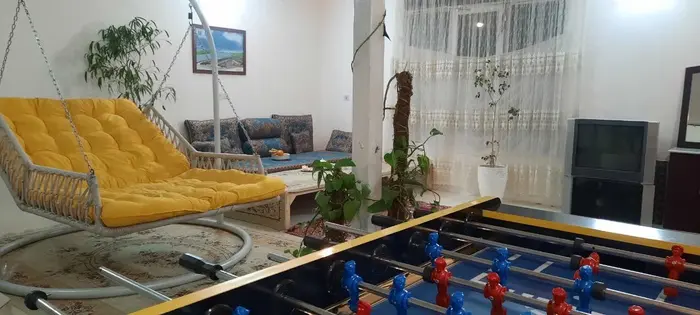 ویلا یک خوابه سنگ بست فریمان -  فوتبالدستی و تلویزیون طبقه اول 