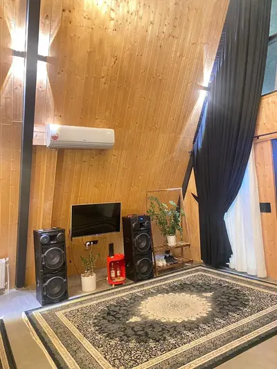 کلبه دو خوابه استخردار آبگرم ایران زمین