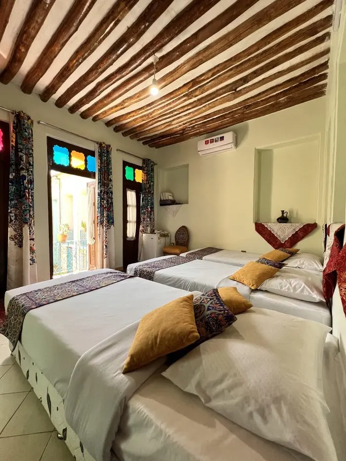 اقامتگاه سنتی پسین - واحد سه تخته بالا