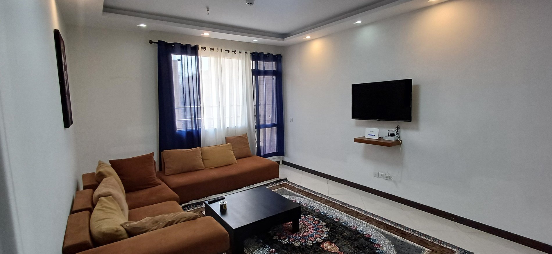 آپارتمان یک خوابه تاپرنت رسالت 8