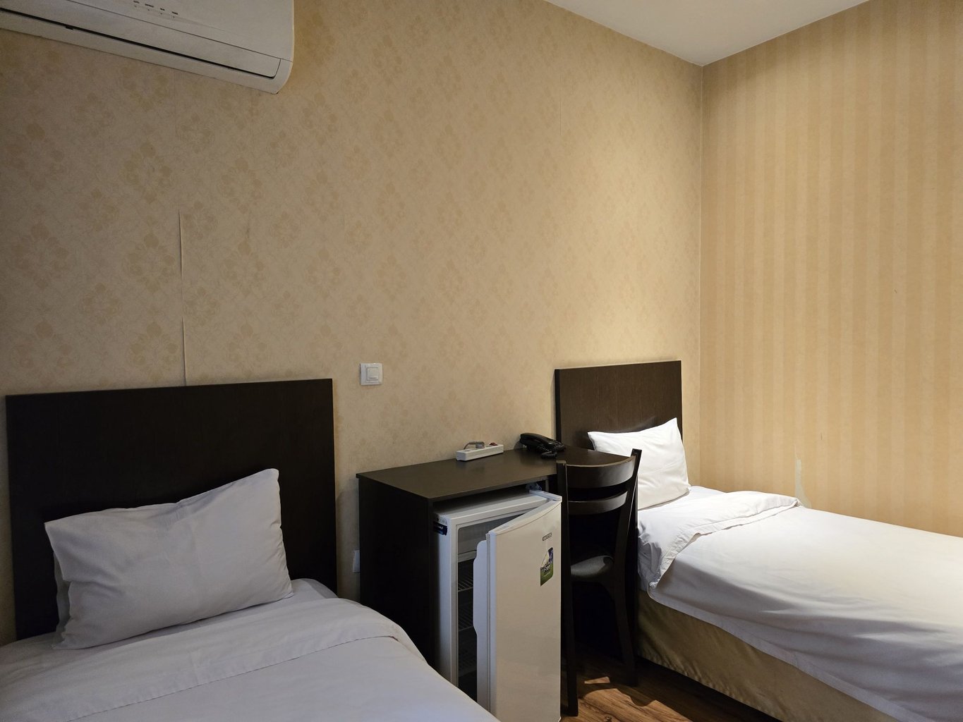 مجتمع اقامتگاهی سپند نجات اللهی - واحد دوتخته 3