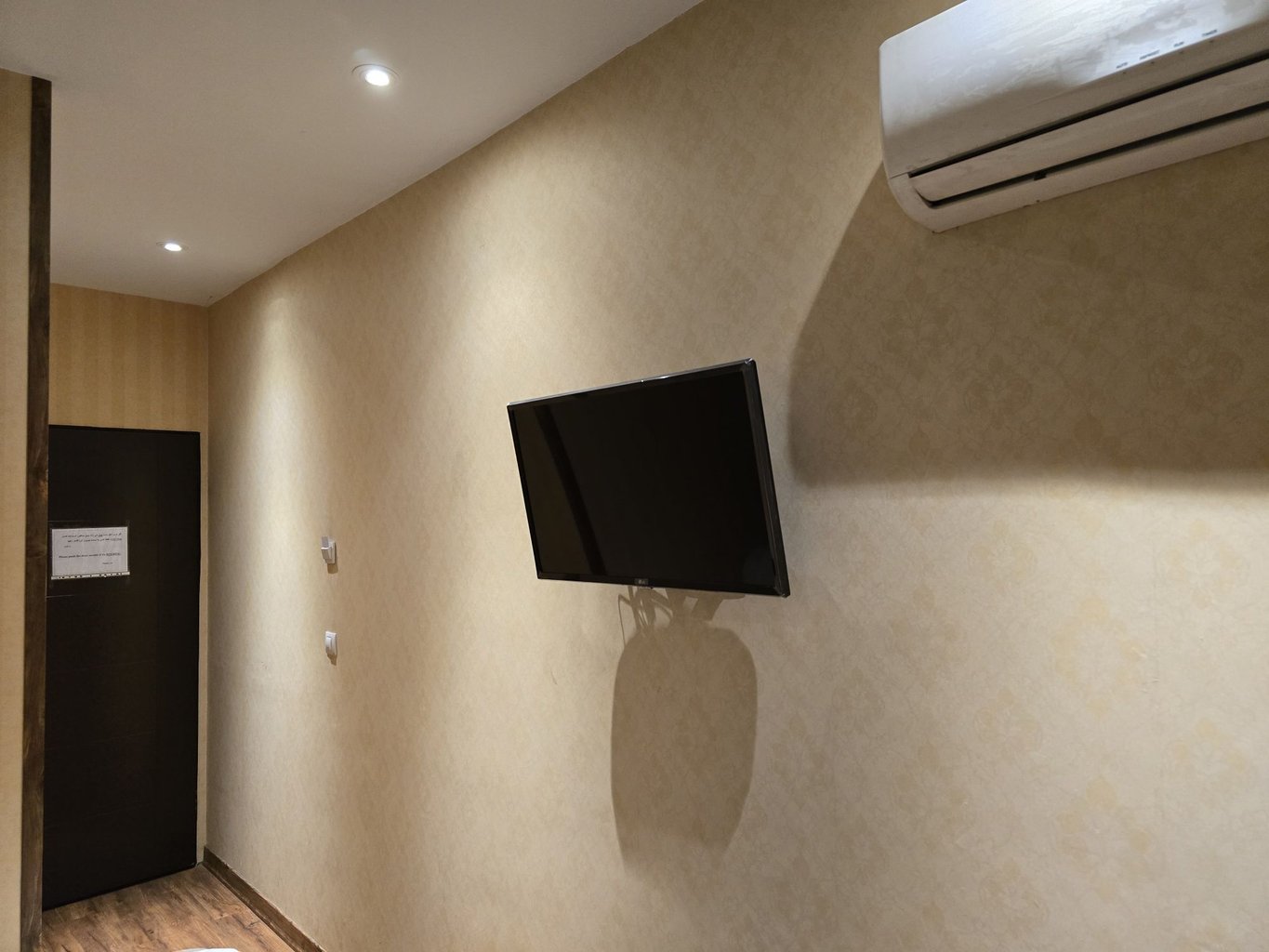 مجتمع اقامتی سپند نجات اللهی - واحد یک تخته