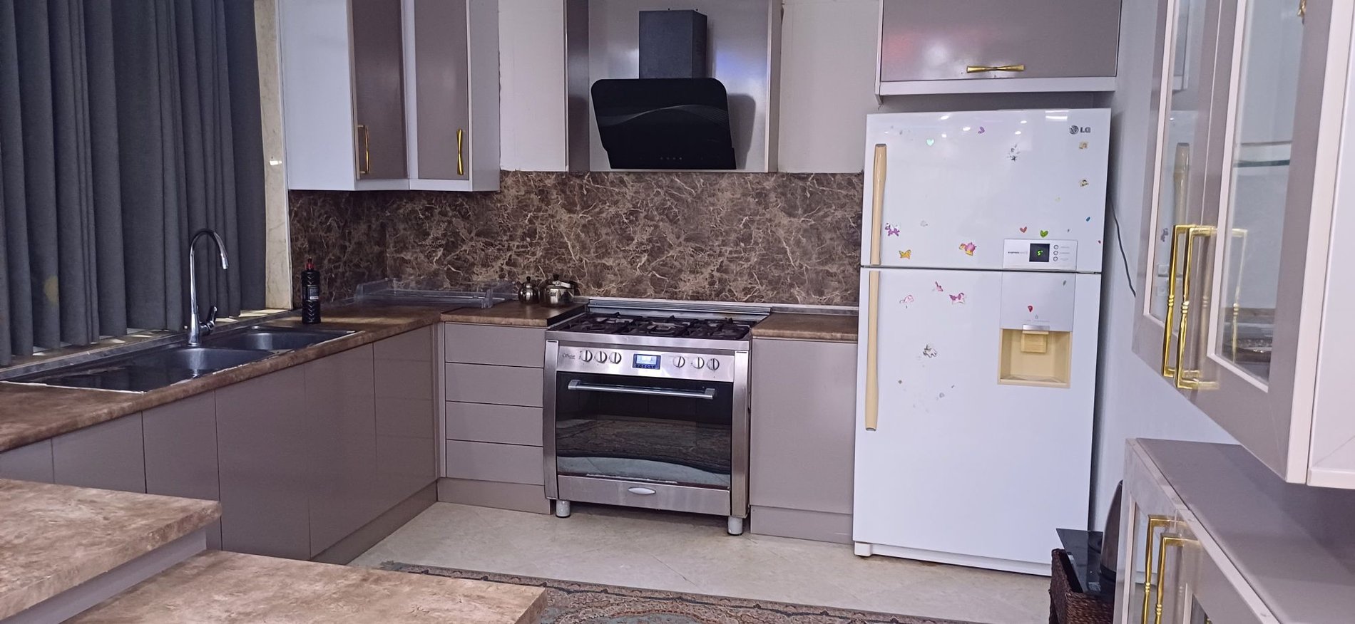 سه خوابه استخردار آبگرم آدی