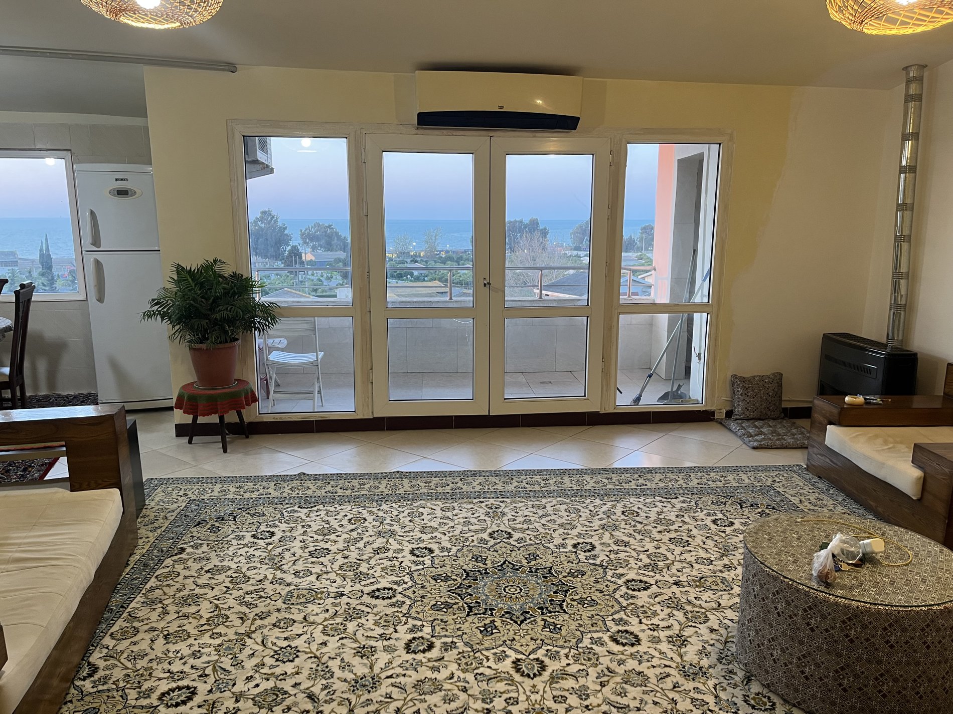 آپارتمان دوخوابه مروارید خزر 1