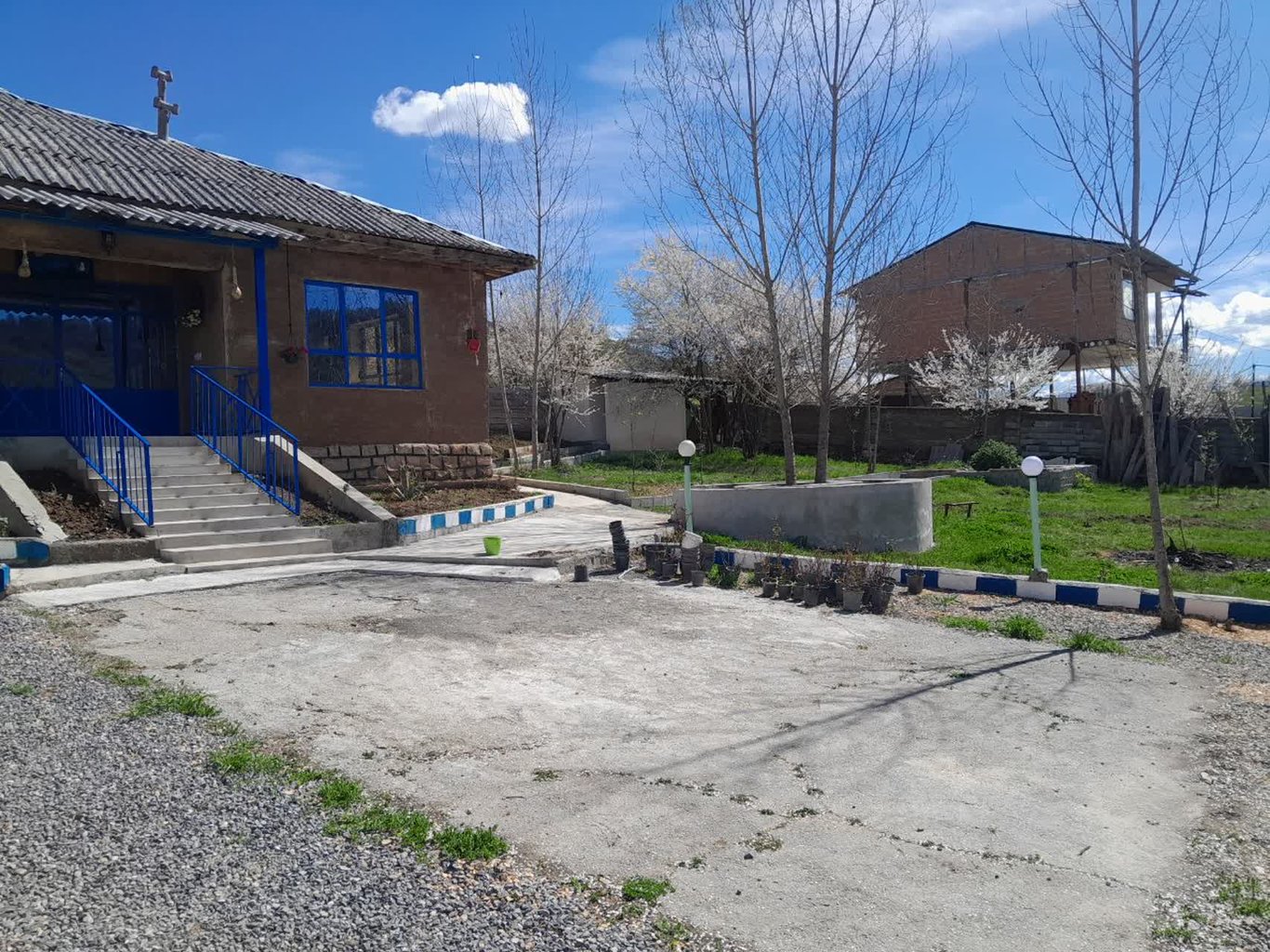 اقامتگاه سنتی هیرکا نی اعزی - واحد راش