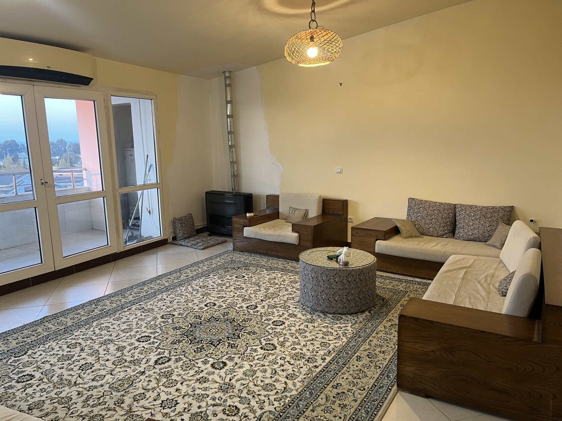 آپارتمان دوخوابه مروارید خزر 1