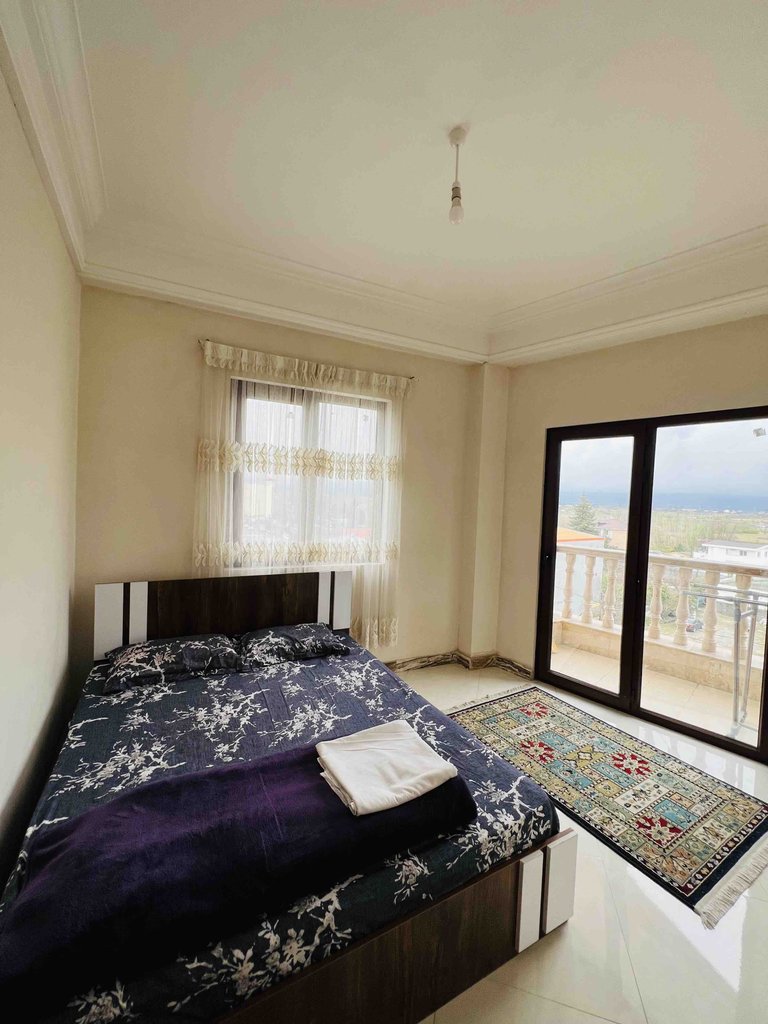 آپارتمان دوخوابه ساحلی عظیمی