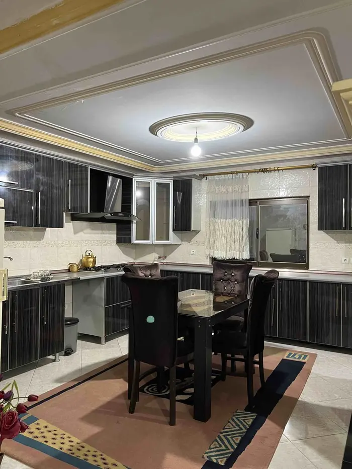 آپارتمان دوخوابه ساحل 10 واحد 1 - آشپزخانه