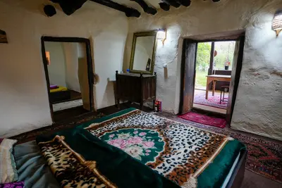 بومگردی کندوج  1 - واحد شب خسب