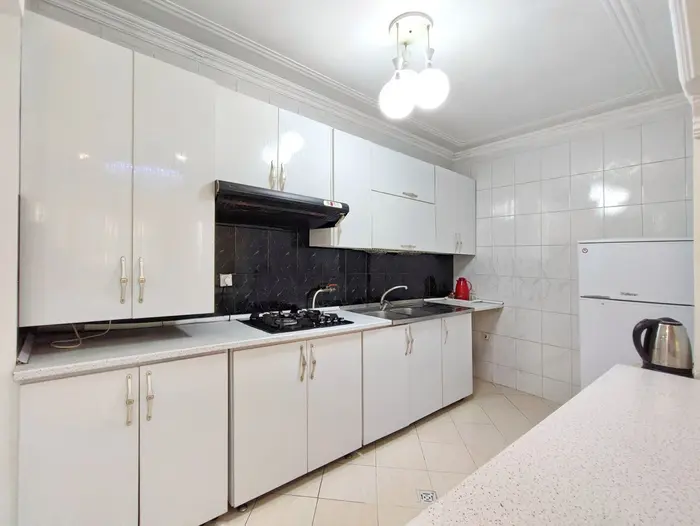 آپارتمان دوخوابه معالی آباد واحد 6 - آشپزخانه 