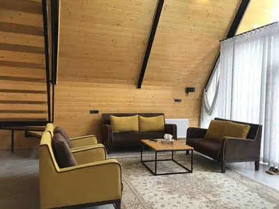 کلبه یک خوابه سوئیسی چوبی لنا