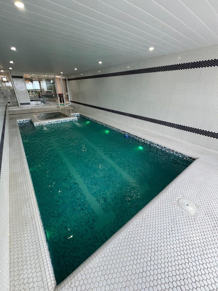 ویلا چهارخوابه ساحلی دوبلکس استخردار آبگرم کاج