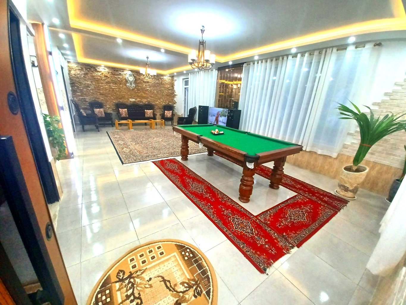 ویلا دوخوابه استخردار آبگرم توس 81