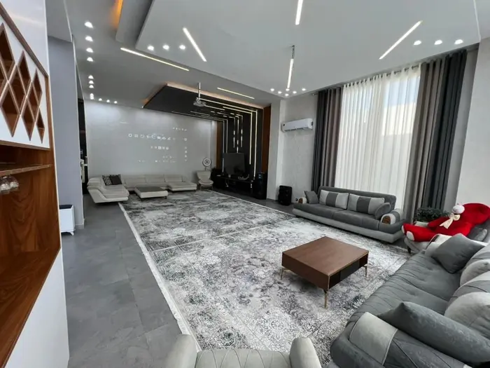 ویلا دوخوابه استخردار آبگرم تیارا