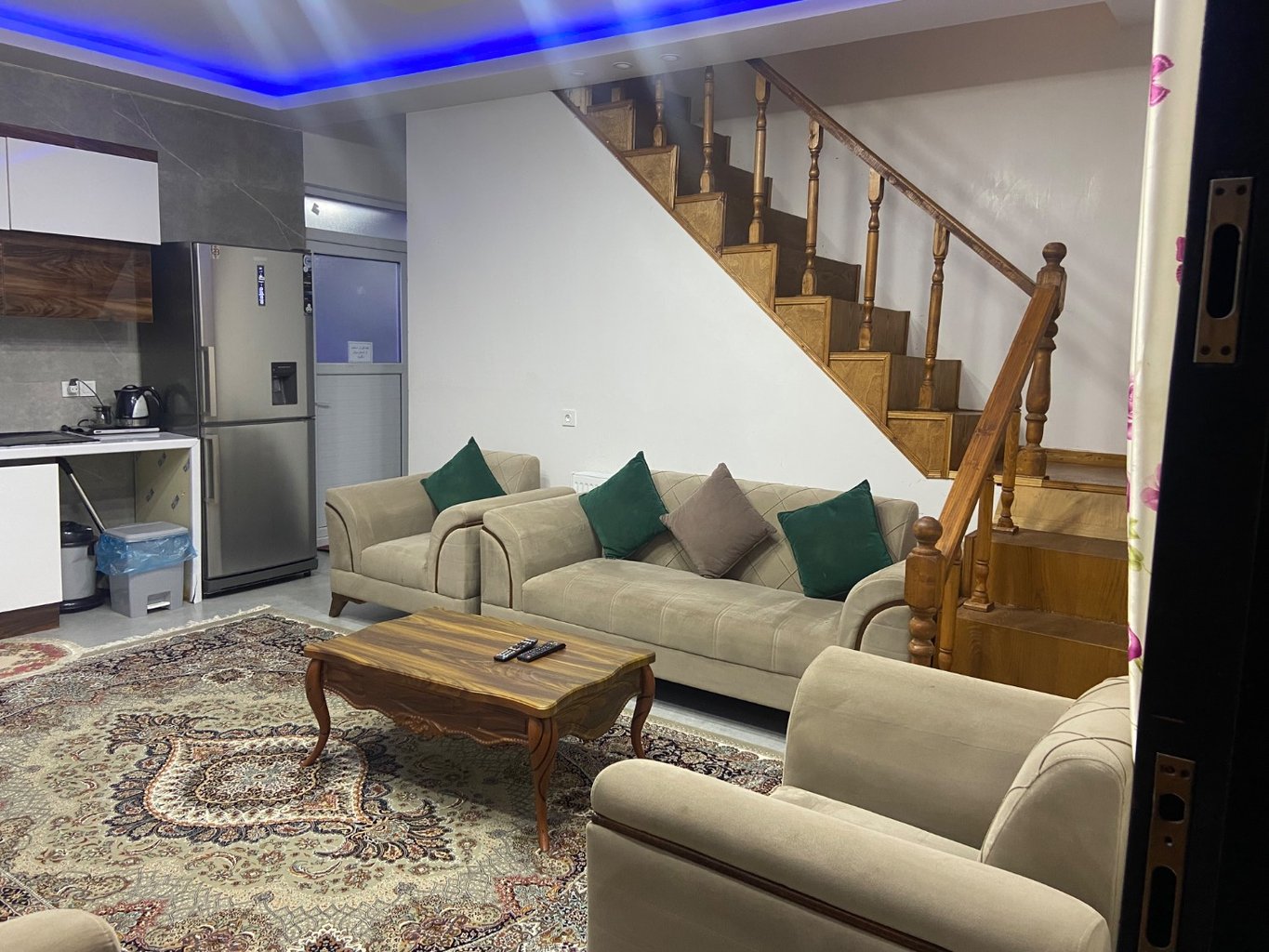 ویلا دوبلکس دوخوابه استخردار فرح آباد