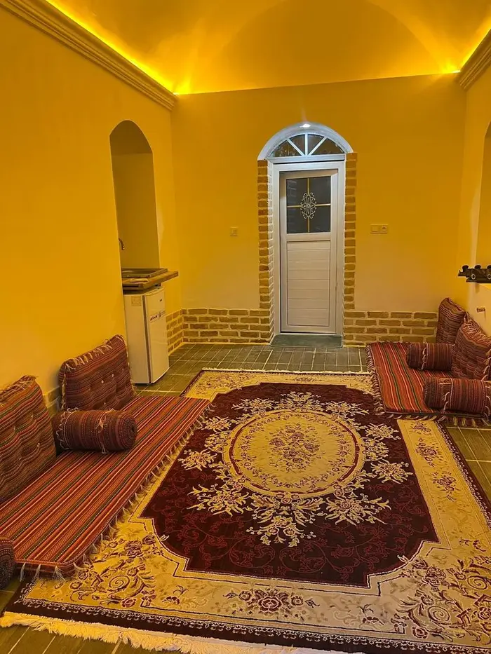 بوم گردی امیر خان - واحد خان دوم