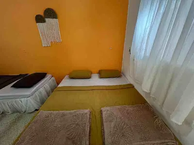 اقامتگاه سنتی خانه شیوا - واحد نارنجی