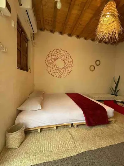 مجتمع اقامتی اقامتگاه بومگردی حاثور - اتاق هورین