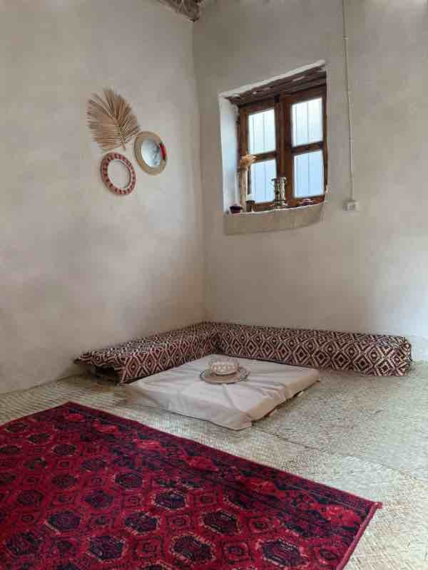 مجتمع اقامتگاهی اقامتگاه بومگردی حاثور - اتاق ماهین - انتخاب عنوان تصویر